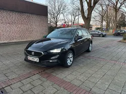 Schwarz Gebraucht 2021 Seat Leon Style Limousine | 22.600 € (Fairer Preis)