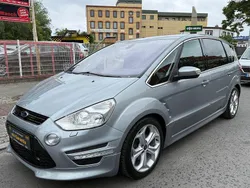 Grau Gebraucht 2013 Ford S-MAX Titanium S Van / Kleinbus | 12.980 € (Fairer Preis)