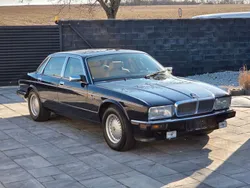 Blau Gebraucht 1990 Jaguar XJ40 Limousine | 9.990 €