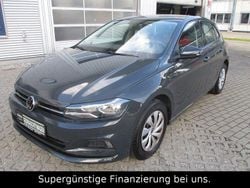 Grau Gebraucht 2021 VW Polo Comfortline Limousine | 13.880 € (Fairer Preis)