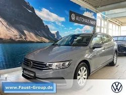 Grau Gebraucht 2022 VW Passat Kombi | 23.250 € (Fairer Preis)