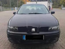 Schwarz Gebraucht 2003 Seat Toledo Limousine | 1.600 € (Fairer Preis)