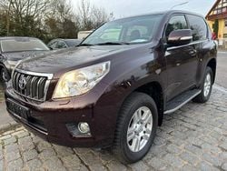 Rot Gebraucht 2012 Toyota Land Cruiser SUV | 34.880 € (Fairer Preis)