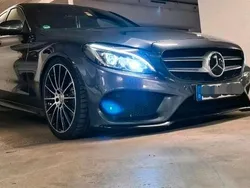 Grau Gebraucht 2015 Mercedes C400 AMG line Limousine | 32.499 € (Etwas zu teuer)