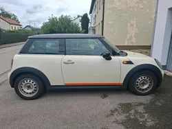 Weiß Gebraucht 2007 Mini ONE Kleinwagen | 1.300 € (Superpreis)