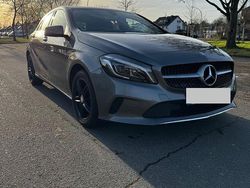 Grau Gebraucht 2016 Mercedes A180 Limousine | 15.500 € (Fairer Preis)