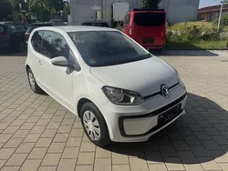 Weiß Gebraucht 2023 VW up! Move Kleinwagen | 11.950 € (Guter Preis)