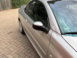 Grau Gebraucht 2004 Peugeot 206 CC Cabrio | 1.600 € (Fairer Preis)