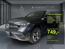 Grau Gebraucht 2024 Mercedes GLC300e AMG Limousine | 67.870 € (Etwas zu teuer)