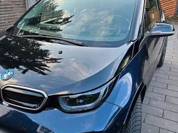 Blau Gebraucht 2021 BMW i3 Kleinwagen | 18.850 € (Guter Preis)