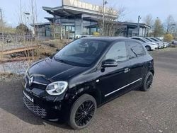 Blackpearlschwarz Gebraucht 2021 Renault Twingo Urban Night Kleinwagen | 14.990 € (Etwas zu teuer)