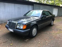 Mercedes 230