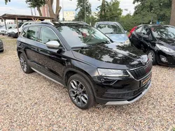 Schwarz Gebraucht 2020 Skoda Karoq SUV | 19.400 € (Etwas zu teuer)