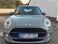 Grau Gebraucht 2017 Mini Cooper D Kleinwagen | 10.890 € (Fairer Preis)