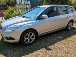 Silber Gebraucht 2008 Ford Focus Kombi | 3.899 € (Fairer Preis)