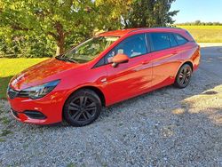 Rot Gebraucht 2019 Opel Astra Kombi | 13.800 € (Teuer)