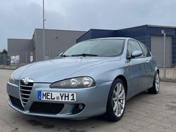 Blau Gebraucht 2006 Alfa Romeo 147 Ti Kleinwagen | 2.290 € (Fairer Preis)