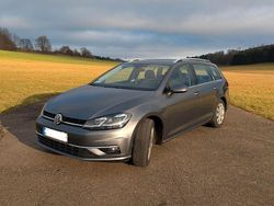 Grau Gebraucht 2017 VW Golf VII Highline Kombi | 10.900 € (Guter Preis)