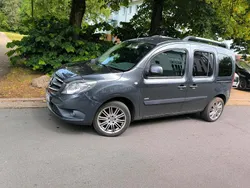 Schwarz Gebraucht 2013 Mercedes Citan 109 Van / Kleinbus | 8.050 € (Fairer Preis)