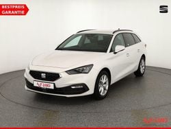Weiß Gebraucht 2021 Seat Leon ST Style Kombi | 21.950 € (Teuer)