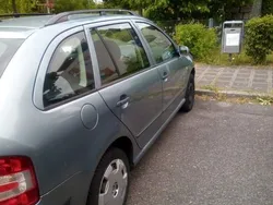 Grau Gebraucht 2005 Skoda Fabia Classic Kombi | 1.350 € (Fairer Preis)