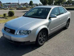 Silber Gebraucht 2002 Audi A4 Limousine | 3.200 € (Teuer)