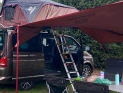 Braun Gebraucht 2012 VW T5 Match Van | 22.500 € (Etwas zu teuer)