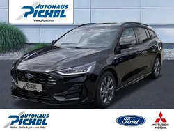 Schwarz(metallic) Gebraucht 2023 Ford Focus ST-Line Kombi | 23.690 € (Fairer Preis)