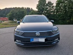 Grau Gebraucht 2019 VW Passat Kombi | 23.500 € (Etwas zu teuer)
