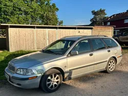 Silber Gebraucht 2001 Volvo V40 Kombi | 999 € (Guter Preis)