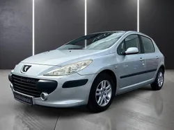 Grau Gebraucht 2005 Peugeot 307 Premium Limousine | 2.490 € (Fairer Preis)