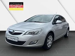 Argonsilber/ Gebraucht 2012 Opel Astra Edition Kleinwagen | 6.699 € (Fairer Preis)