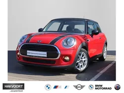 Rot Gebraucht 2018 Mini Cooper Kleinwagen | 16.780 € (Etwas zu teuer)