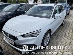 Weiß Gebraucht 2024 Seat Leon Style Limousine | 29.953 € (Guter Preis)