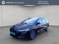 Agate black metallic Gebraucht 2024 Ford Focus ST-Line X Kombi | 27.550 € (Fairer Preis)