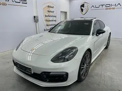 Weiß Gebraucht 2017 Porsche Panamera Sport Limousine | 69.490 €