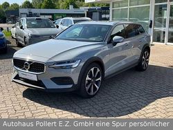 Gebraucht 2024 Volvo V60 CC Kombi | 42.900 € (Etwas zu teuer)