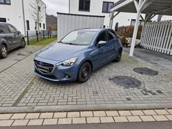 Blau Gebraucht 2016 Mazda 2 Nakama Limousine | 9.990 € (Fairer Preis)