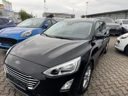 Schwarz Gebraucht 2019 Ford Focus Cool & Connect Kombi | 12.900 € (Fairer Preis)