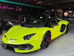Grün Gebraucht 2021 Lamborghini Aventador Cabrio | 699.900 € (Superpreis)