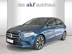 Denimblau metalliclack Gebraucht 2022 Mercedes B220 Van / Kleinbus | 24.950 € (Superpreis)