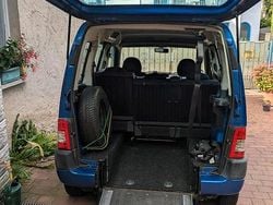 Blau Gebraucht 2006 Citroën Berlingo Van / Kleinbus | 4.900 €