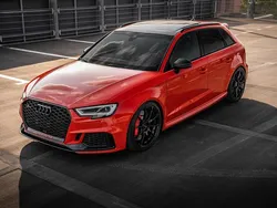 Rot Gebraucht 2017 Audi RS3 Kleinwagen | 53.950 €