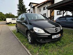 Schwarz Gebraucht 2005 Mercedes B170 Van / Kleinbus | 3.599 € (Fairer Preis)