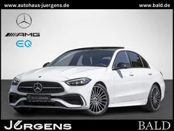 Weiß unilack polarweiß Gebraucht 2025 Mercedes C200 AMG Limousine | 52.880 €