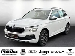 Weiss Neu 2025 Skoda Kamiq Tour SUV | 35.555 € (Teuer)