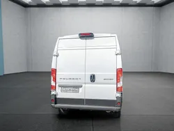 Weiß Neu 2025 Peugeot Boxer Van | 34.299 € (Fairer Preis)