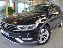 Deep black Gebraucht 2018 VW Passat Alltrack Kombi | 22.990 € (Fairer Preis)