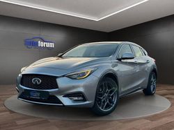 Grau Gebraucht 2016 Infiniti Q30 Sport Tech SUV | 11.990 € (Fairer Preis)