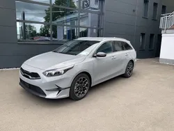 Wolfgrau metallic Gebraucht 2024 Kia Ceed Sportswagon 4 Kombi | 27.690 € (Etwas zu teuer)